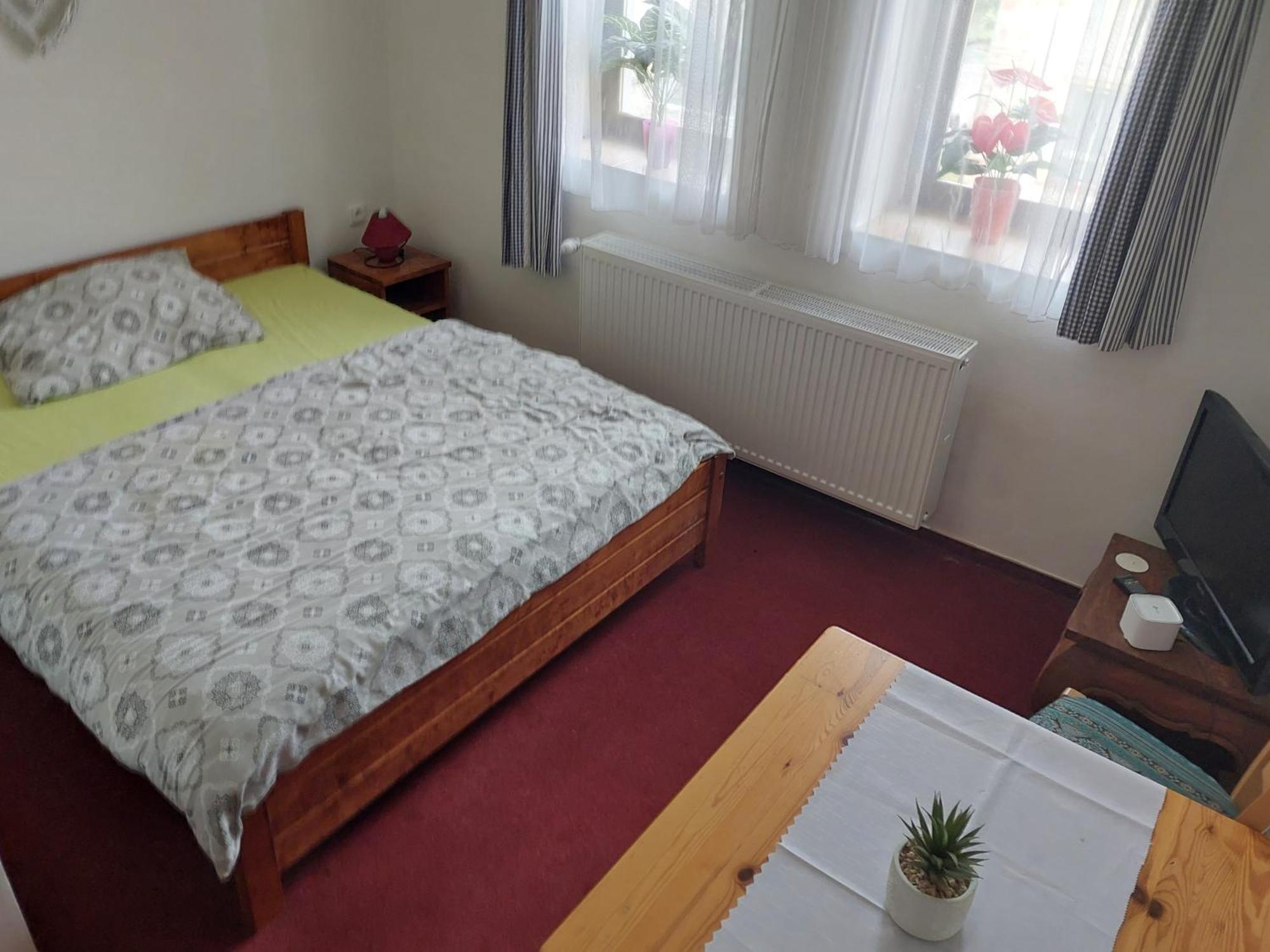 Penzion Harmonie Trutnov Extérieur photo